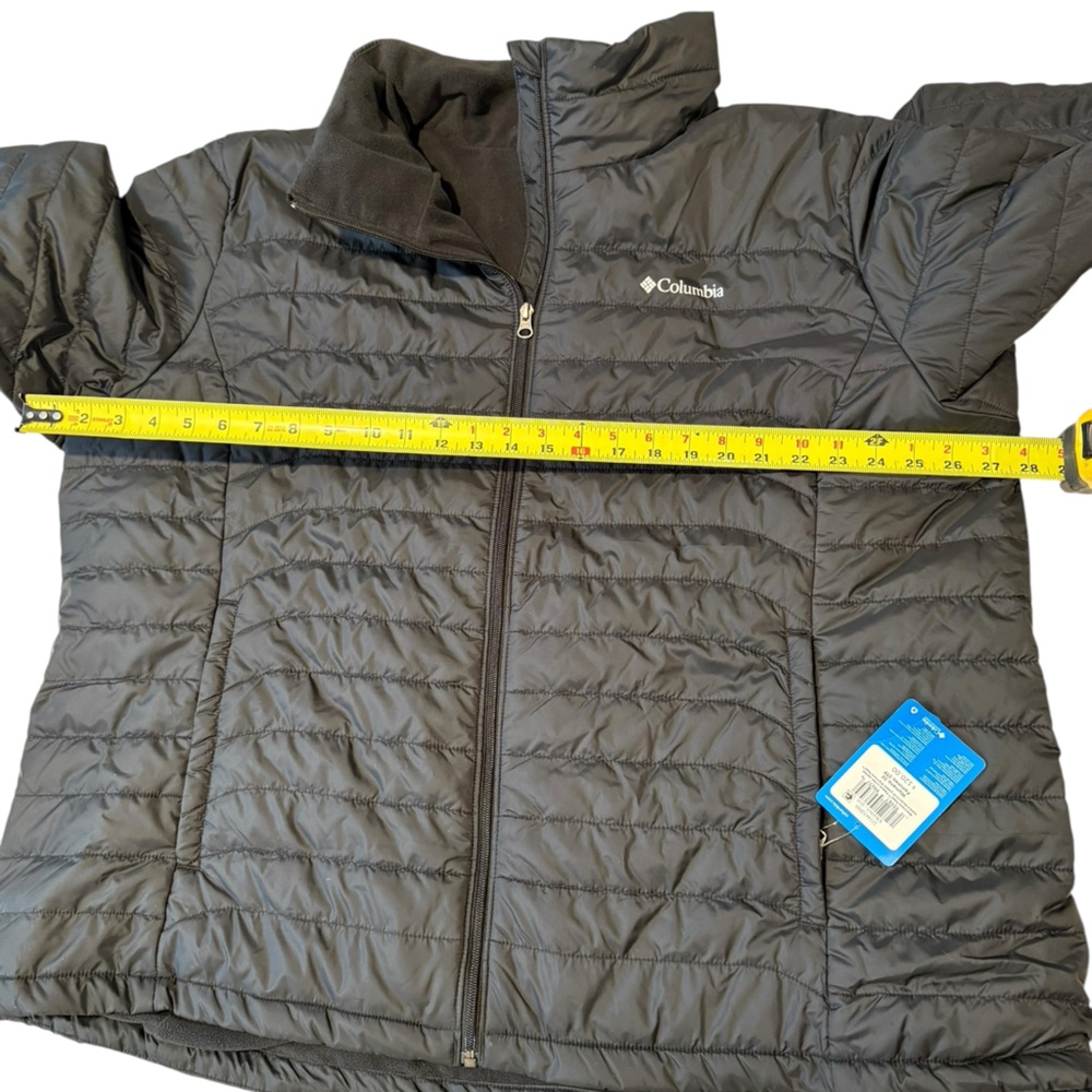 NWT Columbia black puffer Jacket! SIZE 3X. Retail $120 - Picture 3 of 8